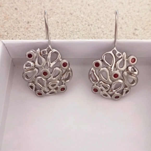 Silver 925 Cut Out Earrings - Picture 1 of 3